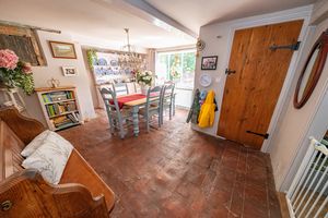 2 Fishers Hill